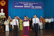 Họp Mặt Doanh Nhân An Giang 2013